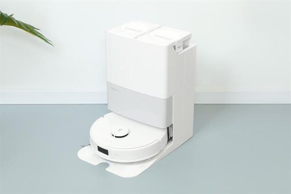 Robot hút bụi lau nhà Roborock Q Revo 5V1 Hàng trưng bày