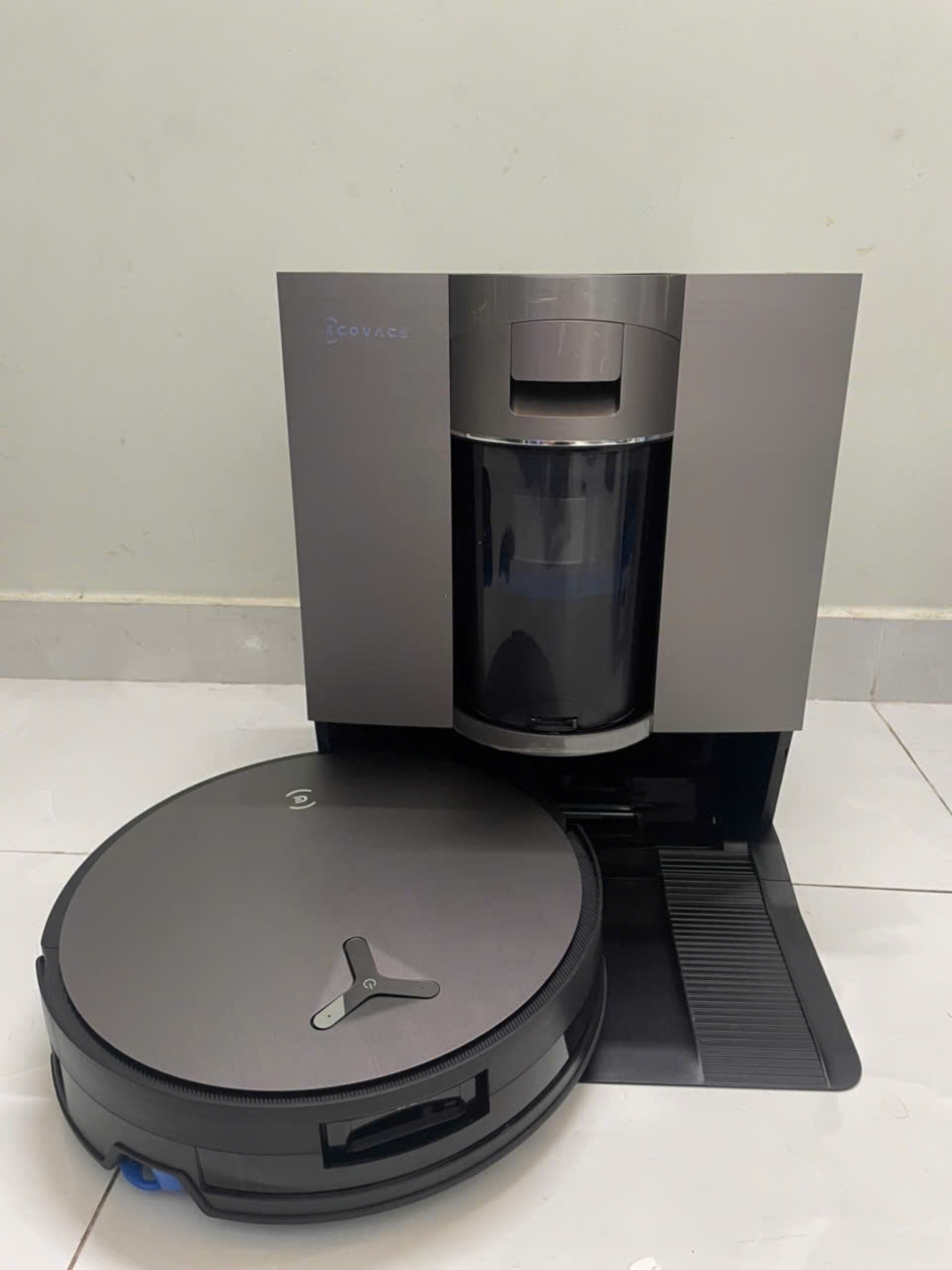 Robot hút bụi lau nhà Ecovacs X11 OMNICYCLONE Hàng trưng bày - Ảnh 2